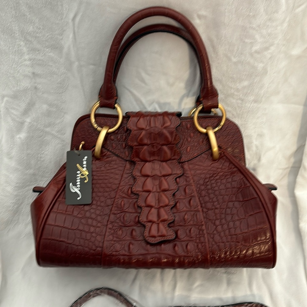 Isabelle Adams leather crocodile look handbag with shoulder‎ strap NWT